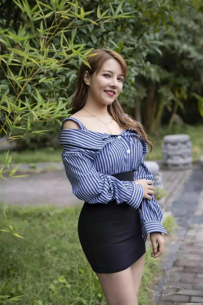 Jingxia Profile image 1