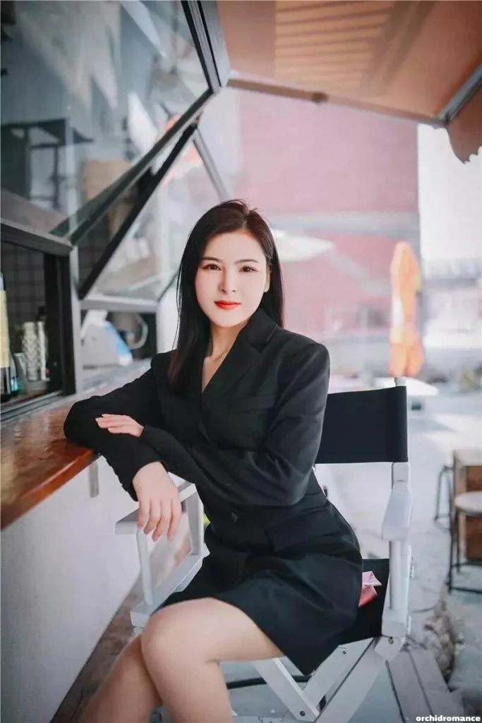 Chunfang Profile image 2