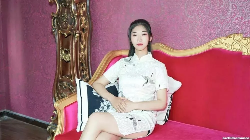 XiaoMeng Deng Profile image 4