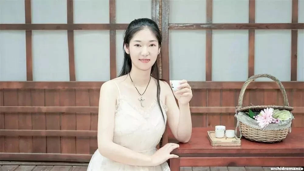 XiaoMeng Deng Profile image 2
