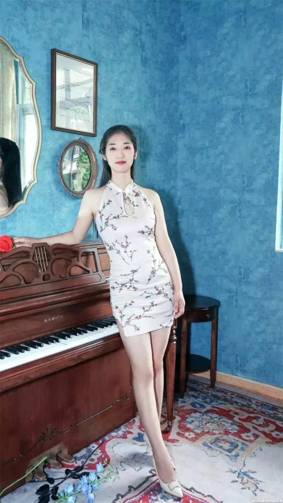 XiaoMeng Deng Profile image 3