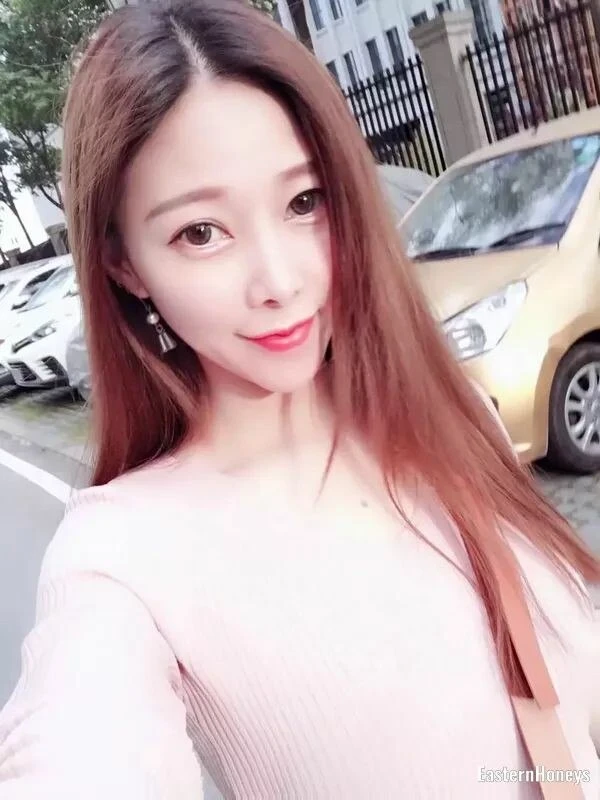 Nana Profile image 1